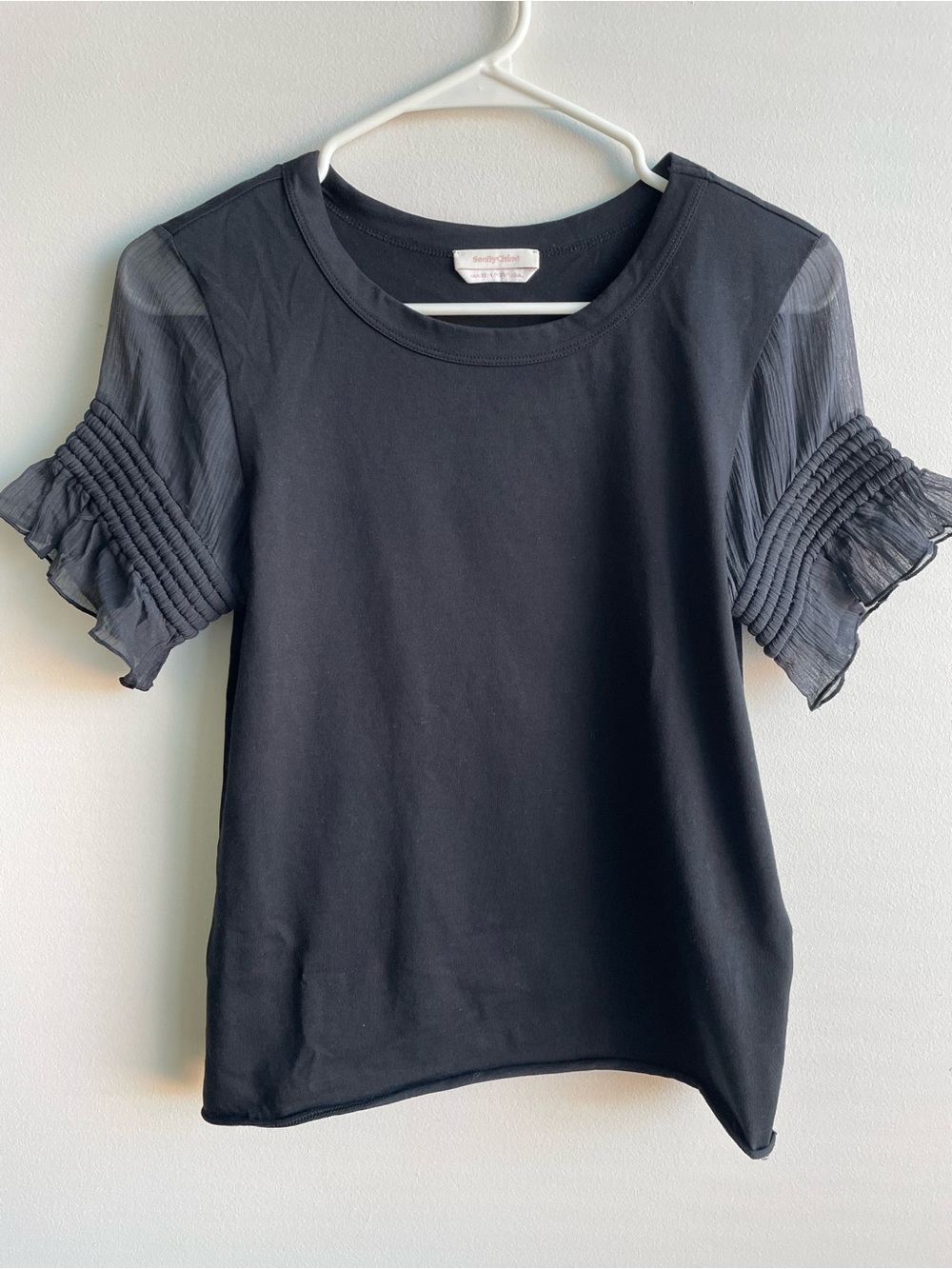 See by Chloe Black T-Shirt with Chiffon Ruffled Sleeves